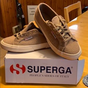 Superga Sneakers